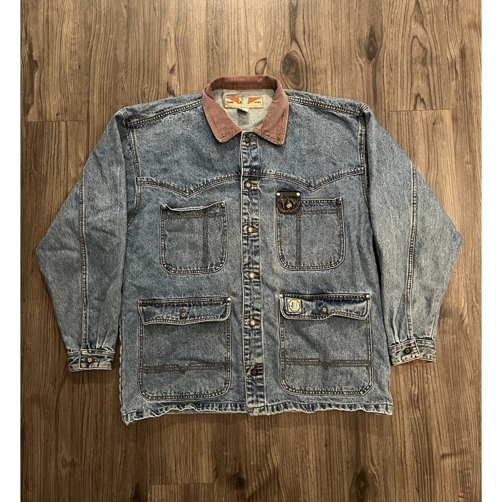 Vintage-Inspired Blue Denim Jacket with Brown Collar